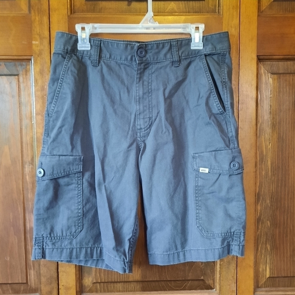 Vans "Off The Wall" 100% cotton gray skater cargo 10" inseam shorts size 30